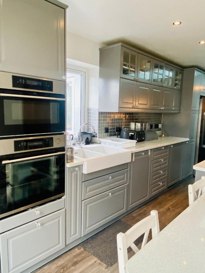 Hameway House- Stunning 4 Bedroom House With A Spacious Kitchen Londra Dış mekan fotoğraf